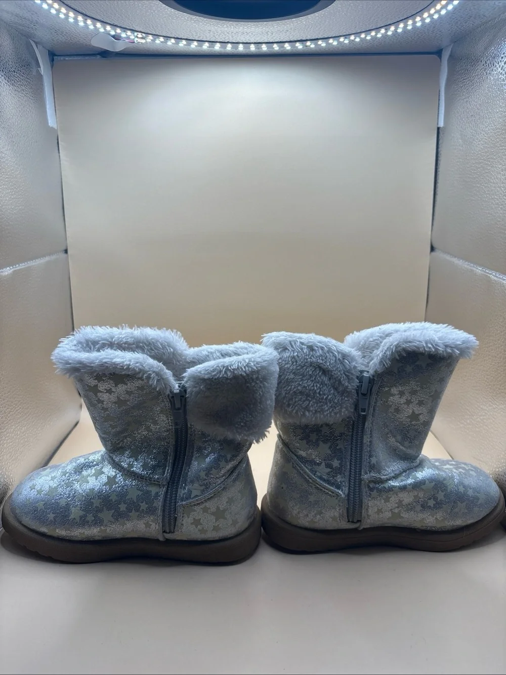 Roebuck & Co. Toddler Girls Size 10 Silver Metallic Cozy Boots Warm Comfortable